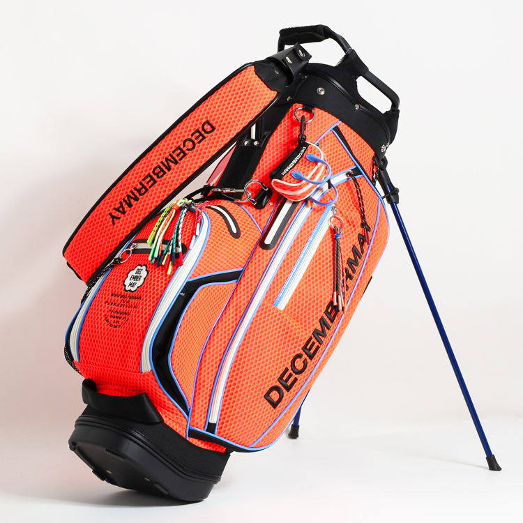 美品‼️  ゴルフバッグ　キャディバッグ　スタンド式 BRIEFING GOLF ディセンバーメイ ゴルフ キャディバッグ