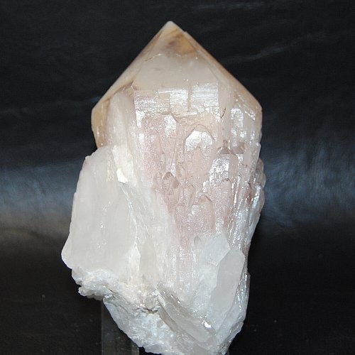 キャンドルクォーツ マダガスカル産 原石 ポイント 約250g NP12353