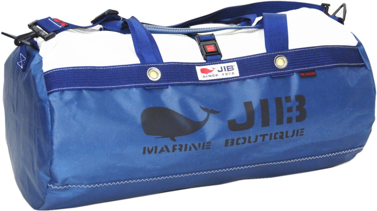 クラブ活動や合宿に 洗えるかばん 試合、遠征の荷物もしっかり入ります 37L、幅57×高さ29×マチ29cm