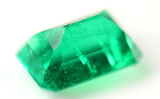 エメラルド ルース 0.21ct ベリル 和名：翠玉 : タノーダイヤモンド