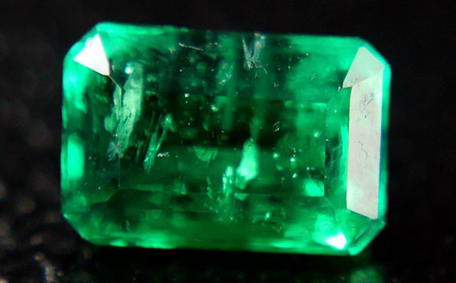 エメラルド ルース 0.21ct ベリル 和名：翠玉 : タノーダイヤモンド