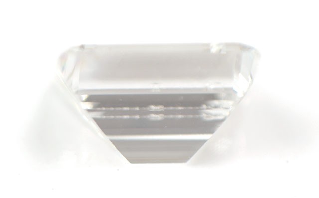 ダイヤモンドルース 0.115ct, SI-2, Fカラー, レクタングラーステップ