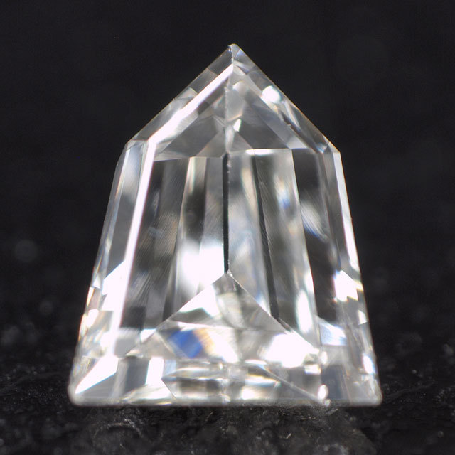 尖った将棋の駒のようです 天然ダイヤモンド ルース 裸石 0.128ct Gカラー VS-1 五角形 中央宝石研究所ソーティング 送料無料 :  50233-y : タノーダイヤモンド ヤフー店 - 通販 - Yahoo!ショッピング