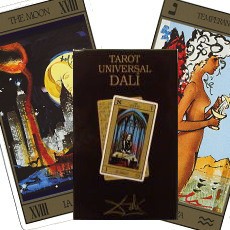 20世紀を代表する天才画家ダリのタロットカード