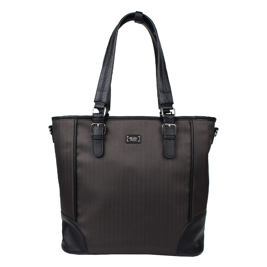 【美品】限定品　NL ニール ボディーバッグ ブラックジップ　ショルダー　モード mormyrus モルミルス レザー ジップポケット ショルダー バッグ m170