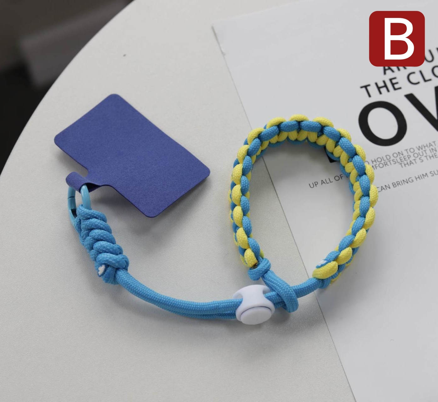 スマホストラップ 手首 編み込み マルチカラー ショートストラップ