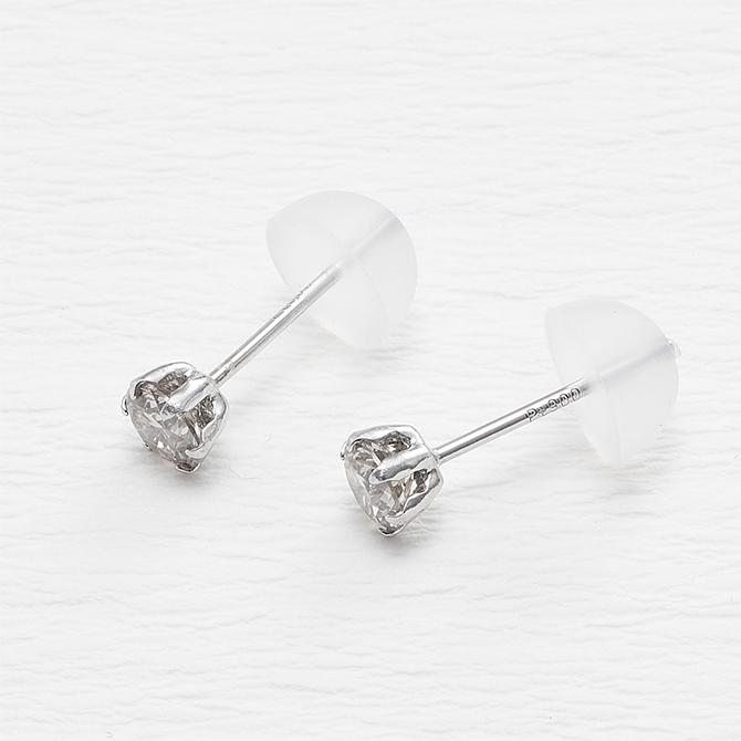 プラチナ 合計 0.4ct ダイヤ ピアス / スタッドタイプ