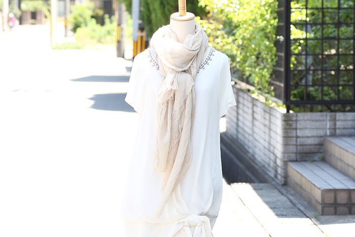 ライトベージュ：着用イメージ画像