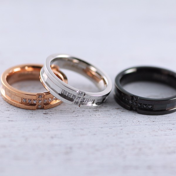 選べるカラー♪キュービックジルコニア付きクロスステンレスリング：画像2