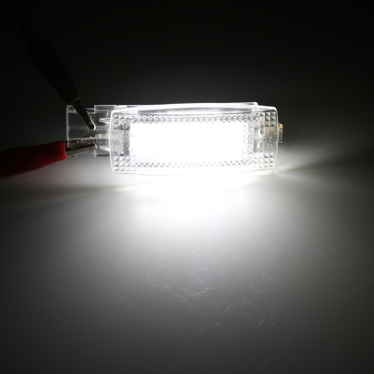 フォルクスワーゲン（Volkswagen） LED バニティ ミラーランプ T-Cross