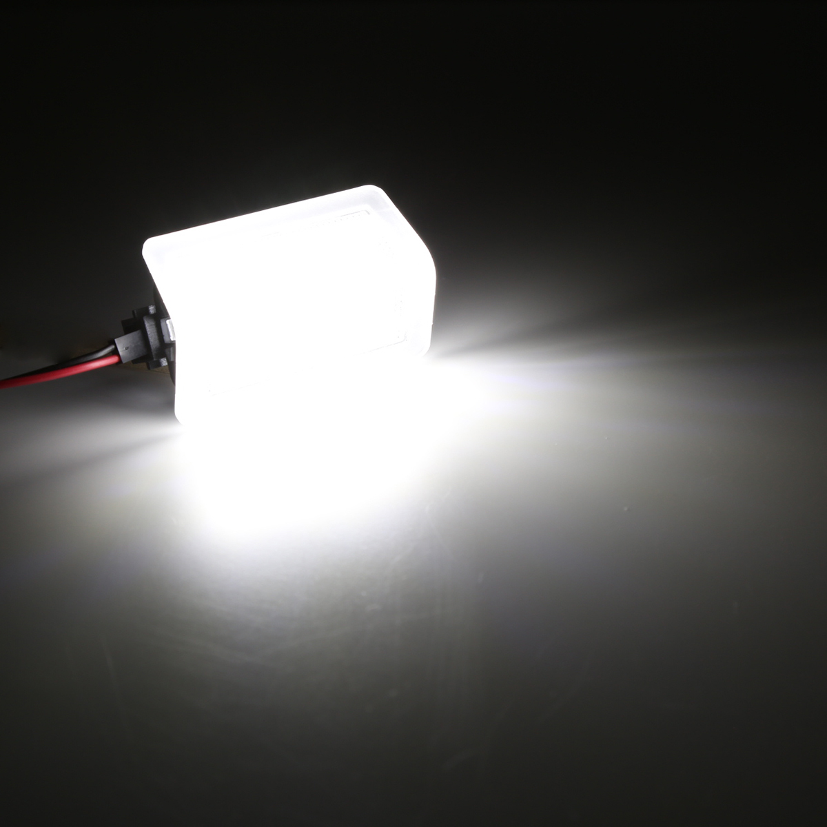 LEDカーテシランプ W205 S205 W213 S213 N293 W463A W465 X156 X253 C253 W166 メルセデスベンツ 互換品 A0028201901 RZ407 | Mercedes-Benz | 04