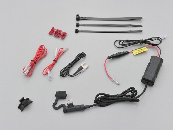 たんぽぽ出品 DAYTONA デイトナ 4909449555644 15644 バイク専用電源 Type-C 15644