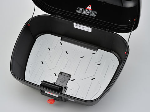新品未使用 DAYTONA デイトナ 94991 GIVI Z437G740 E43エンブレム : 八百万堂