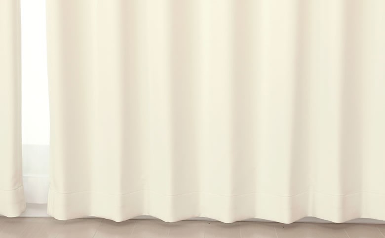 白い1級遮光カーテン オフホワイト5282 防炎加工 | カーテン天国