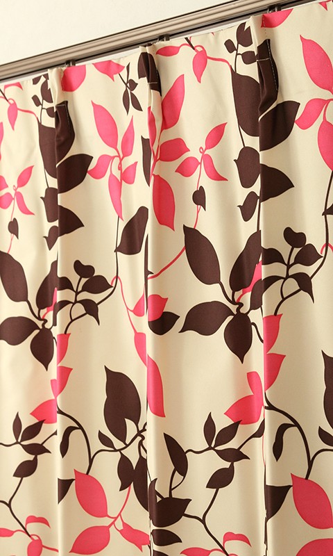 超遮光・断熱省エネ・防音カーテン 8187リーフ柄ピンク系の写真