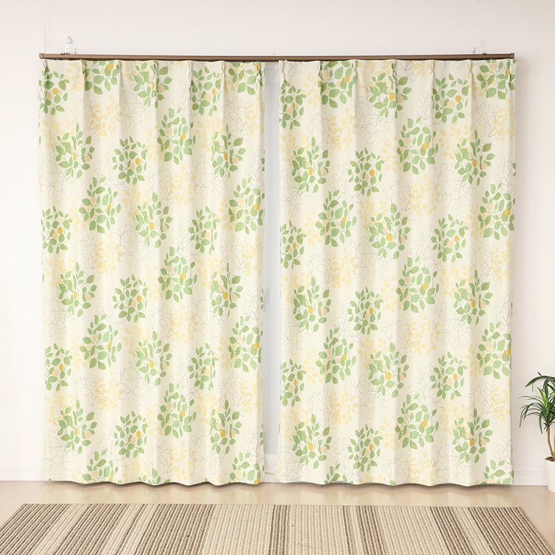 3級遮光カーテン8331リーフ柄プリントグリーン系の写真【カーテン天国】