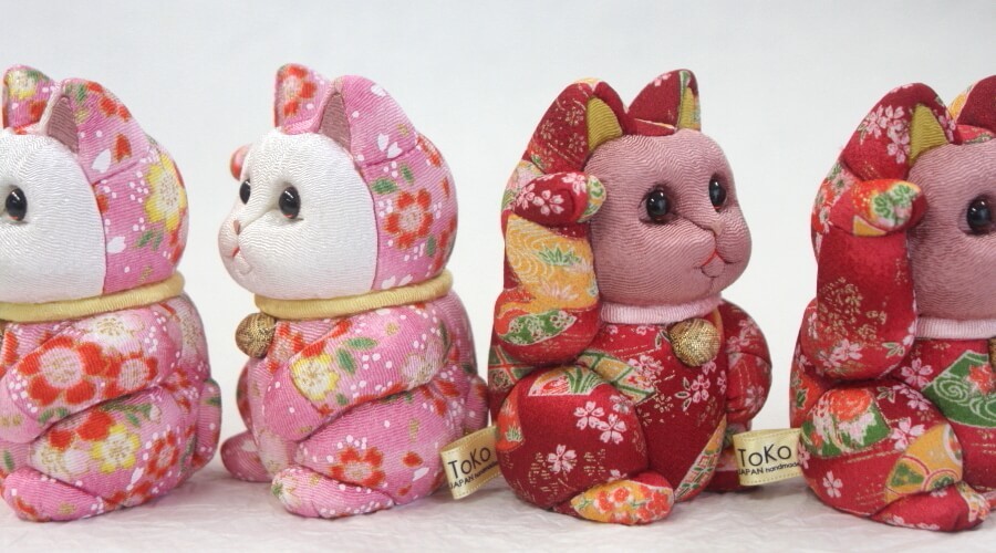 招き猫 友禅 着物 花詰め 花尽し 対 置物 17cm/検索 猫 陶器