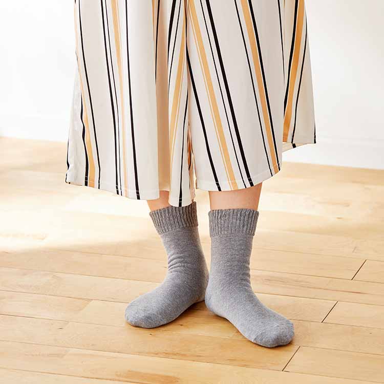 足裏全面ツルツルソックス 婦人用 あったか 靴下 暖か 保湿 かかとケア かかと ひび割れ 乾燥対策 潤い 日本製｜tf-fukuya｜02