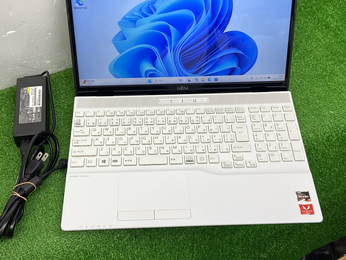 LIFEBOOK fujitsu lifebook ah FMVA51E1WN amd ryzen 7 3750H ノート