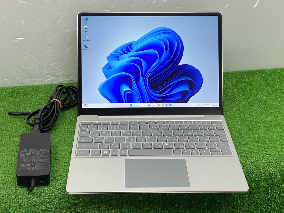 Surface Go microsoft surface laptop go 2 2013 i5 1135G7 中古
