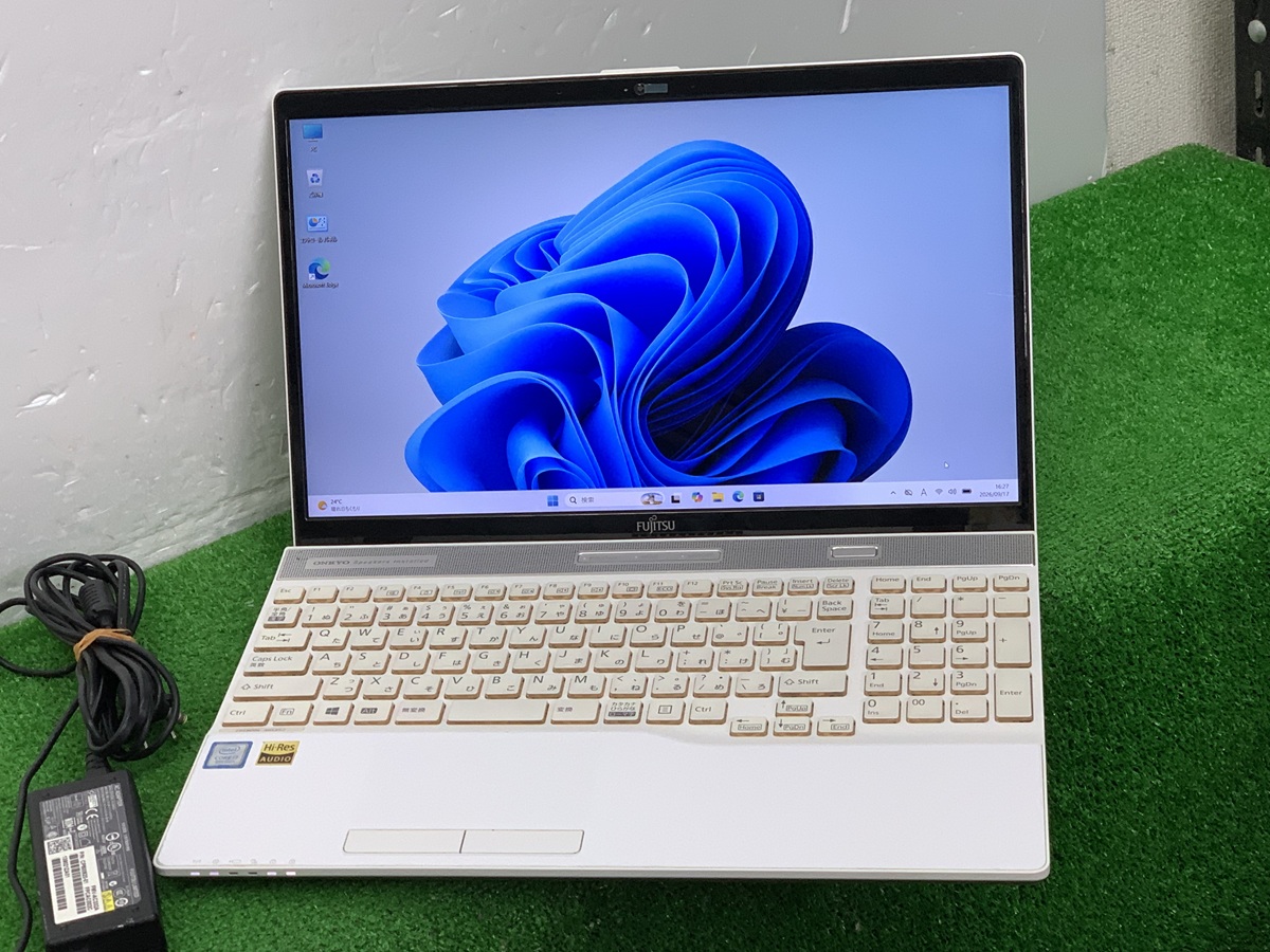 LIFEBOOK AH53/C2 i7第8世代 ノートPC Core i7-8550U メモリ8GB