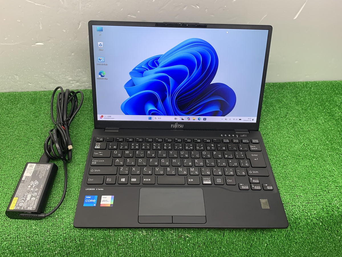 ☆格安で☆富士通 LIFEBOOK U Series Core i5 Win11 img_4974.jpg