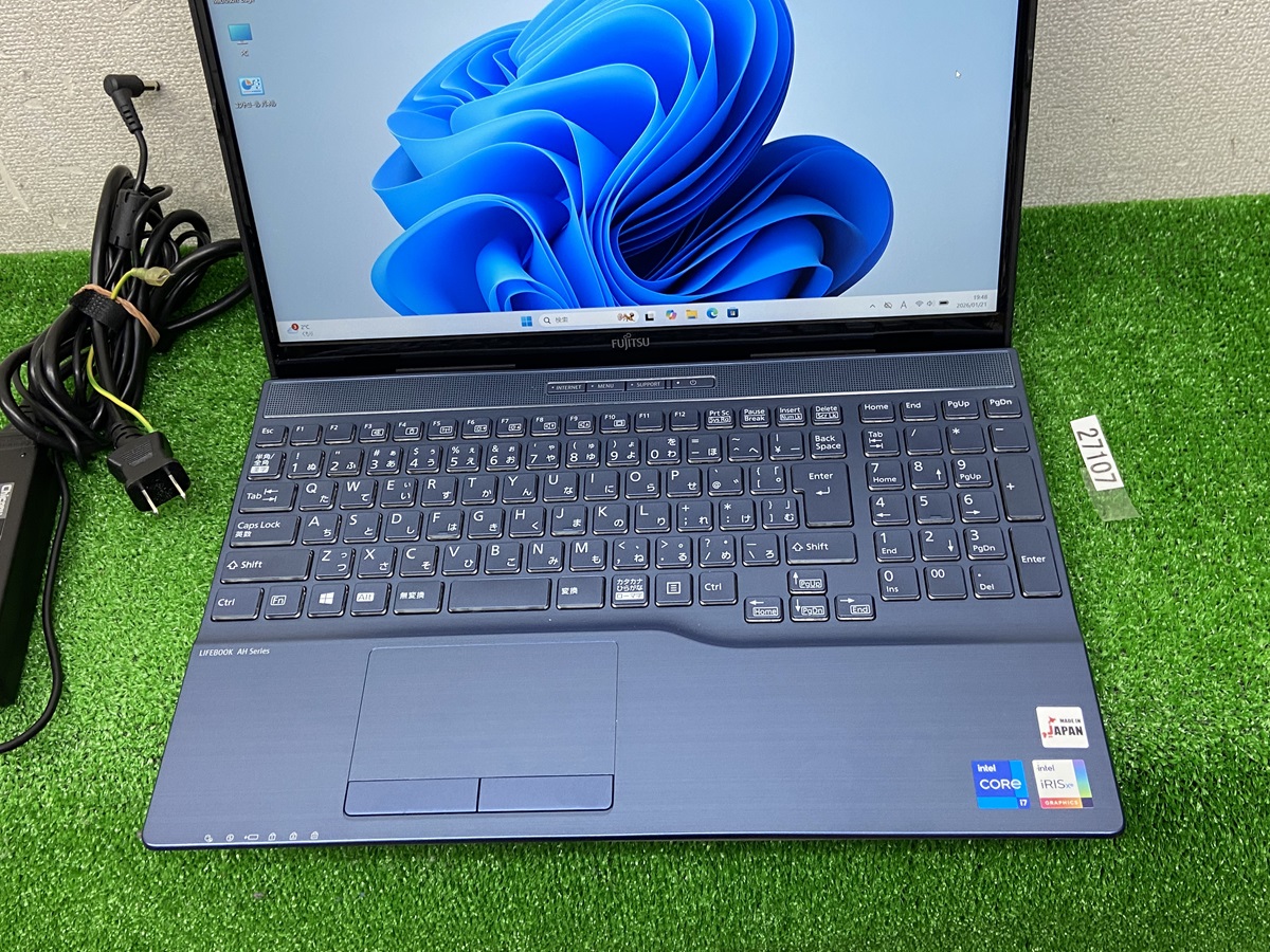 LIFEBOOK fujitsu lifebook ah58/e3 FMVA58E3NL i7第11世代 ノートPC