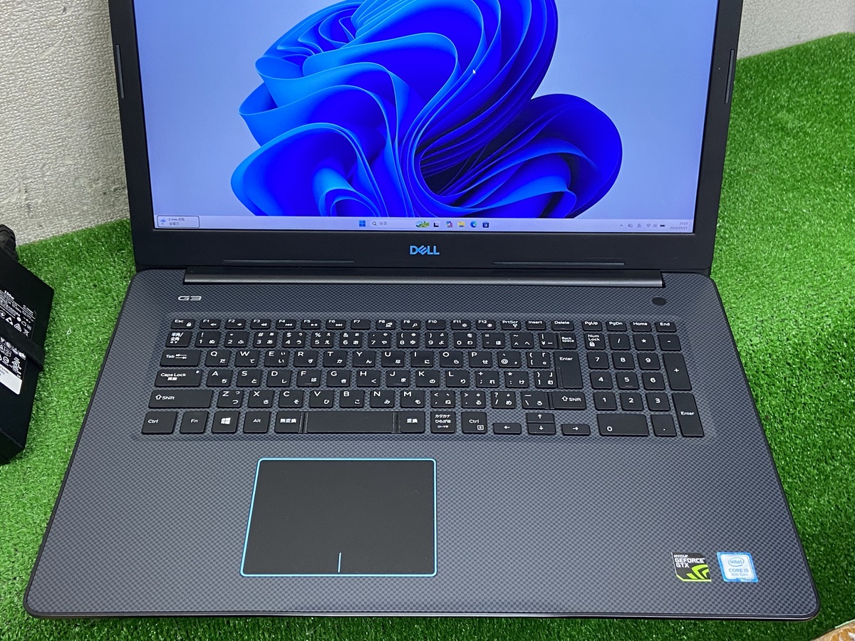 Dell G dell g3 3779 i5 8gen gaming pc 17.3 フルHD i5第8世代 ノート
