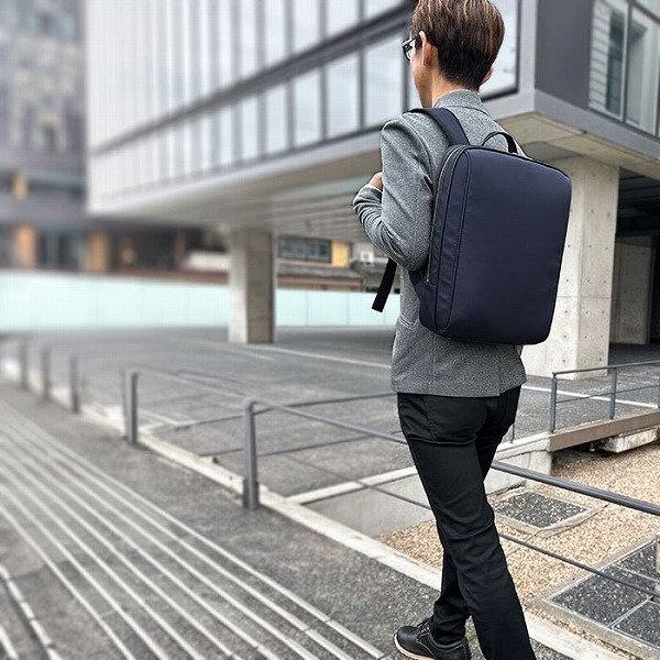 ハミルトン  ビジネスバッグ・ブリーフケース メンズ ブラック ネイビー グレー 軽量 B4 縦型 タブレット収納 ボトルホルダー 42601-1 42601-3 42601-12 |  | 03