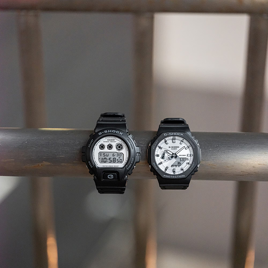 G-SHOCK ブラック&ブリリアントホワイト DW-6900WD-1JF メンズ 腕時計
