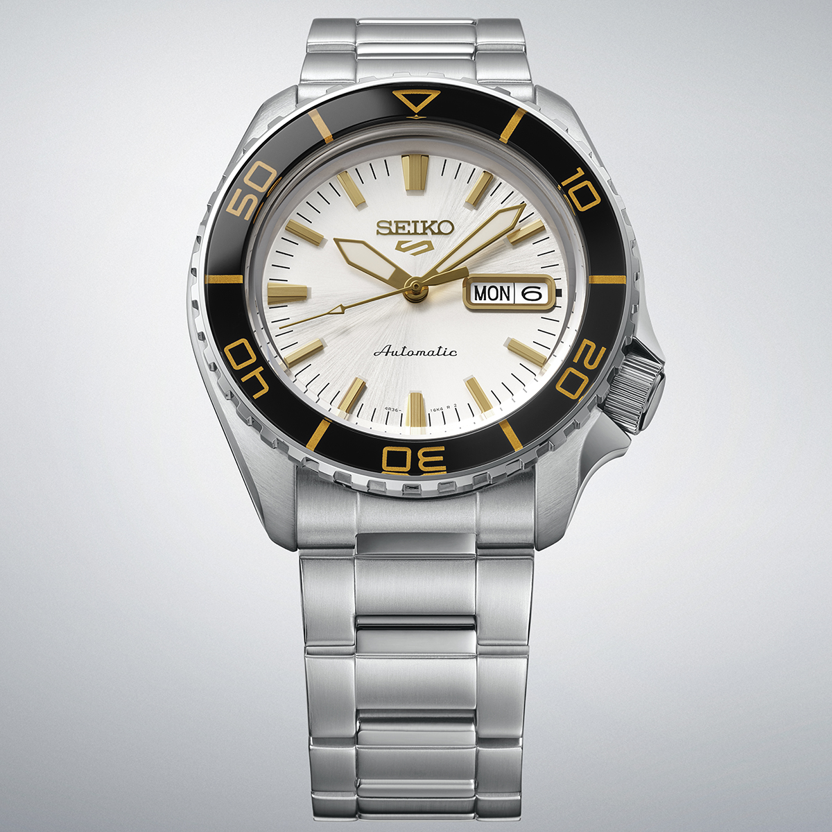 Seiko 5 Sports セイコー 5スポーツ SKX スーツ スタイル SNZH SBSA261