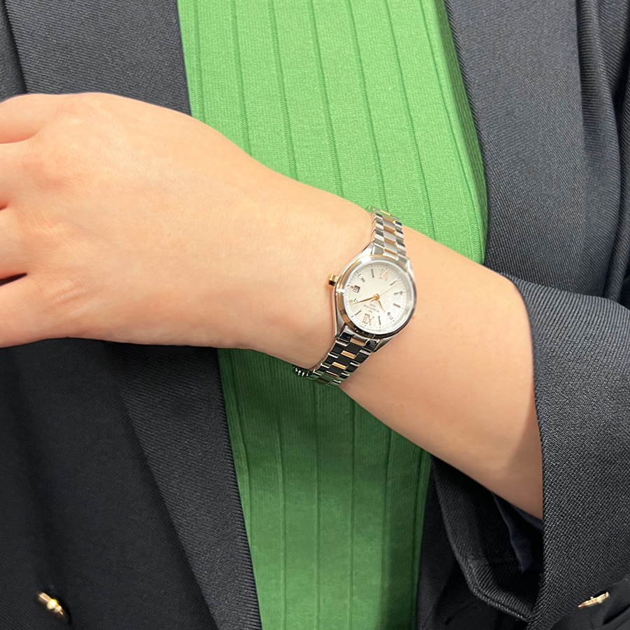 ザ・クロックハウス ビジネスカジュアル スマイルダイヤモンド LBC1008-WH2A レディース 腕時計 ソーラー 3針 ホワイトダイヤル コンビ | THE CLOCK HOUSE | 12