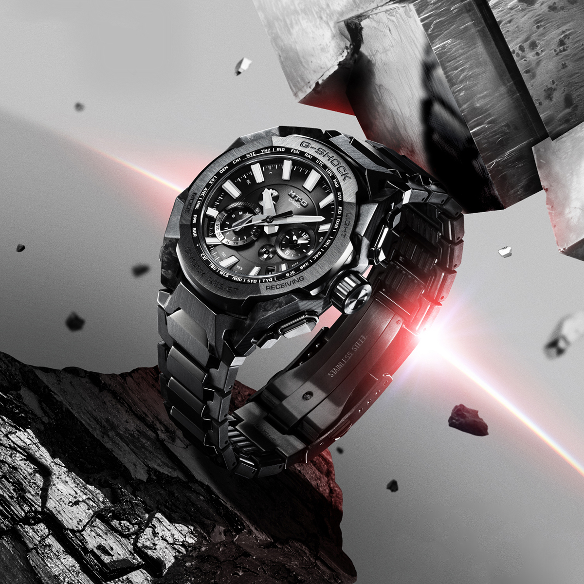 【美品】G-SHOCK MT-G B4000 タフソーラーBluetooth搭載 MT-G G-SHOCK MTG-B4000シリーズ MTG-B4000BD-1AJF メンズ 腕時計 電波