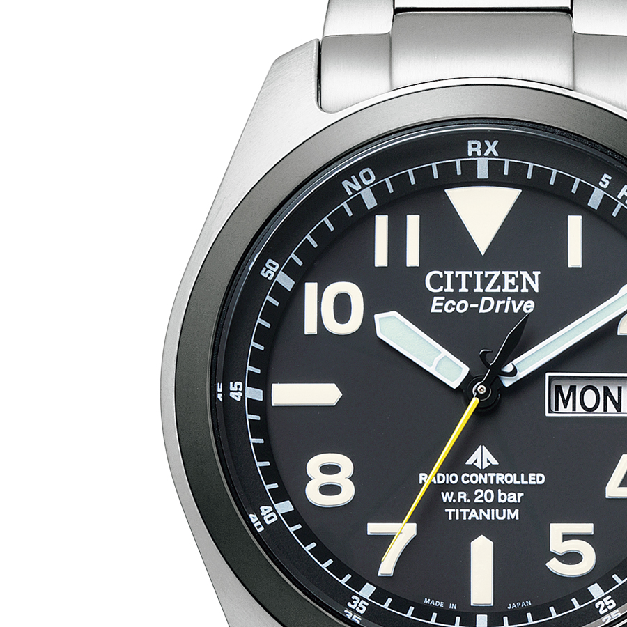 稼働 中古美品 CITIZEN エコドライブ 電波ソーラー時計 メンズ