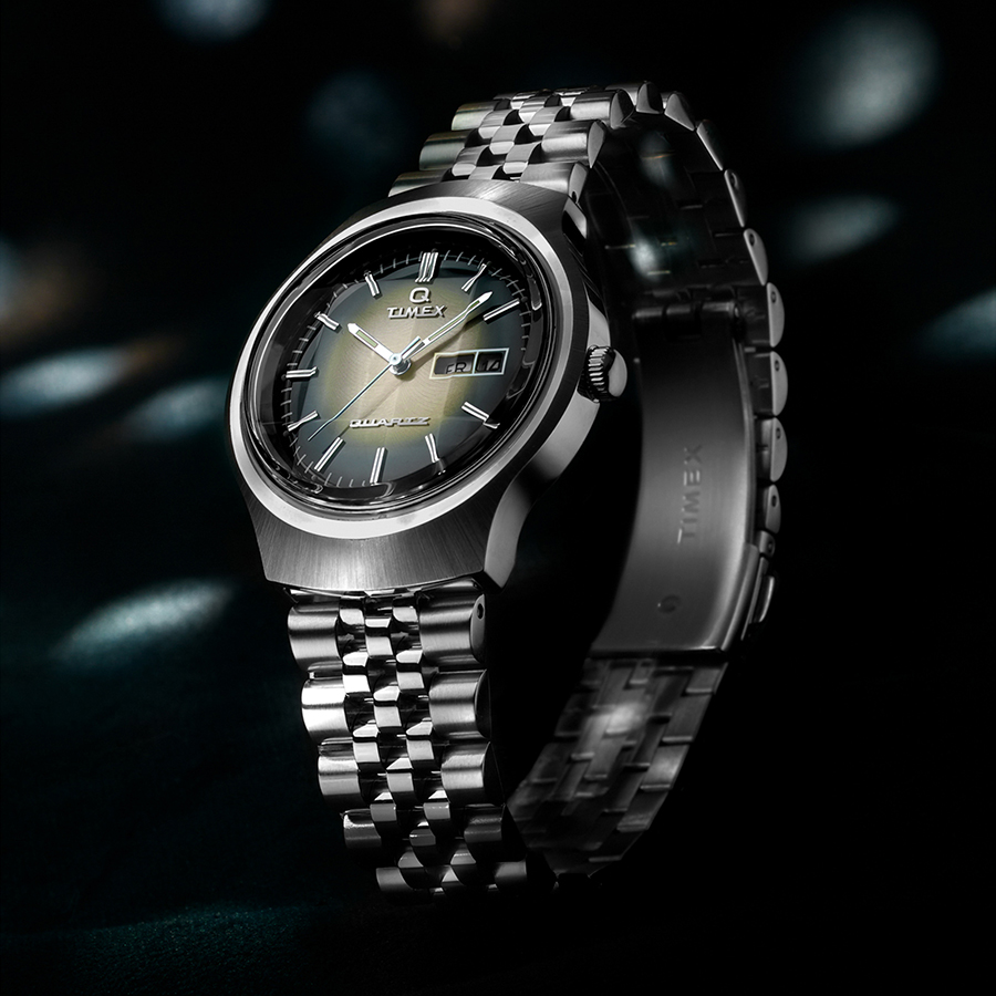 TIMEX（タイメックス） Q TIMEX デグラーデ 復刻モデル TW2W22500