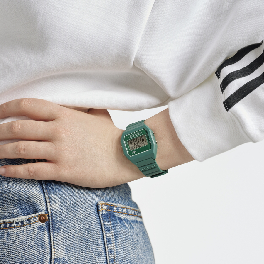 【国内即納】adidas STREET AOST23069 ユニセックス 腕時計 adidas》 RETRO POP DIGITAL AOST23066 クオーツ ユニセックスの