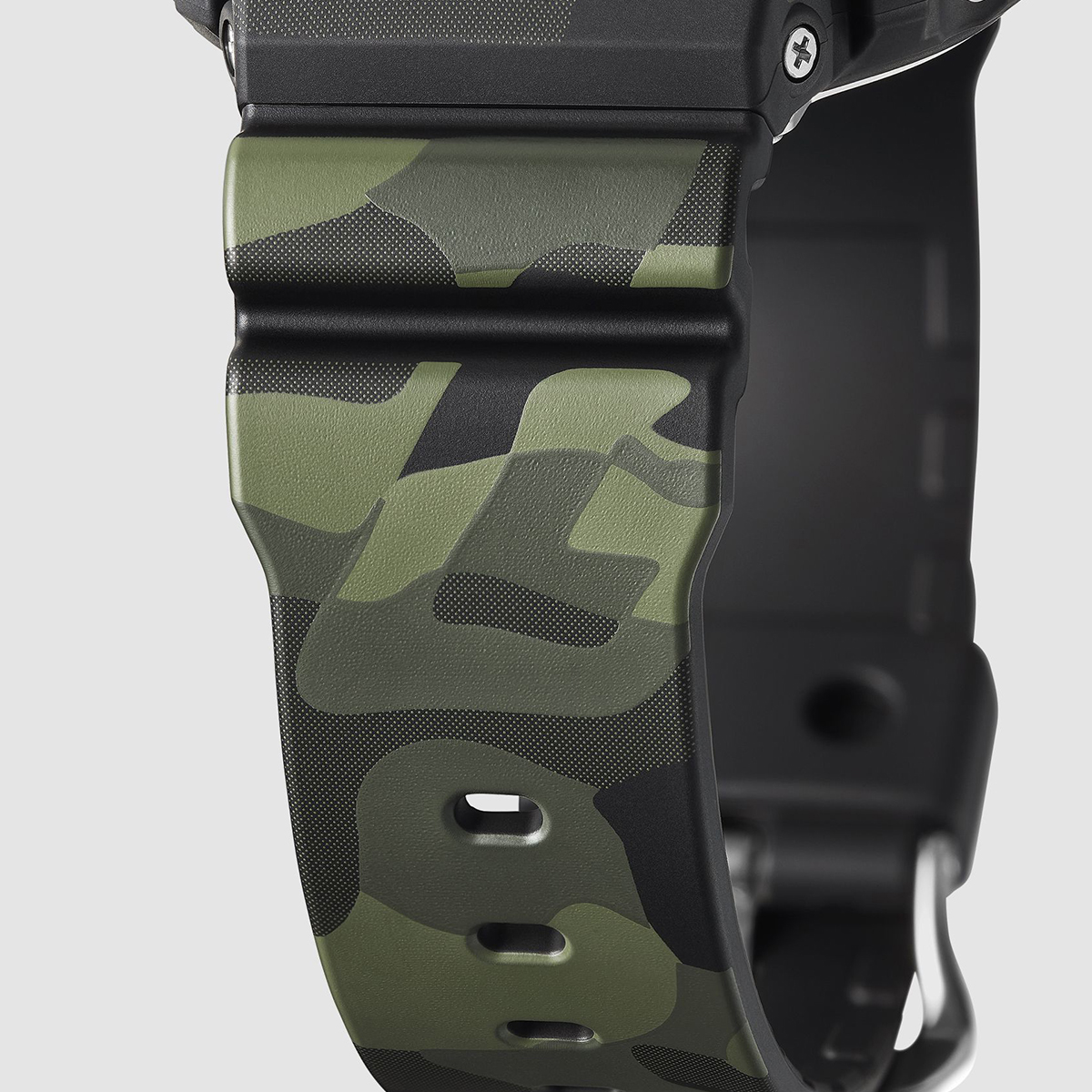 G-SHOCK ボールドカモシリーズ カモフラージュ & ゴールド DW-6900CMG