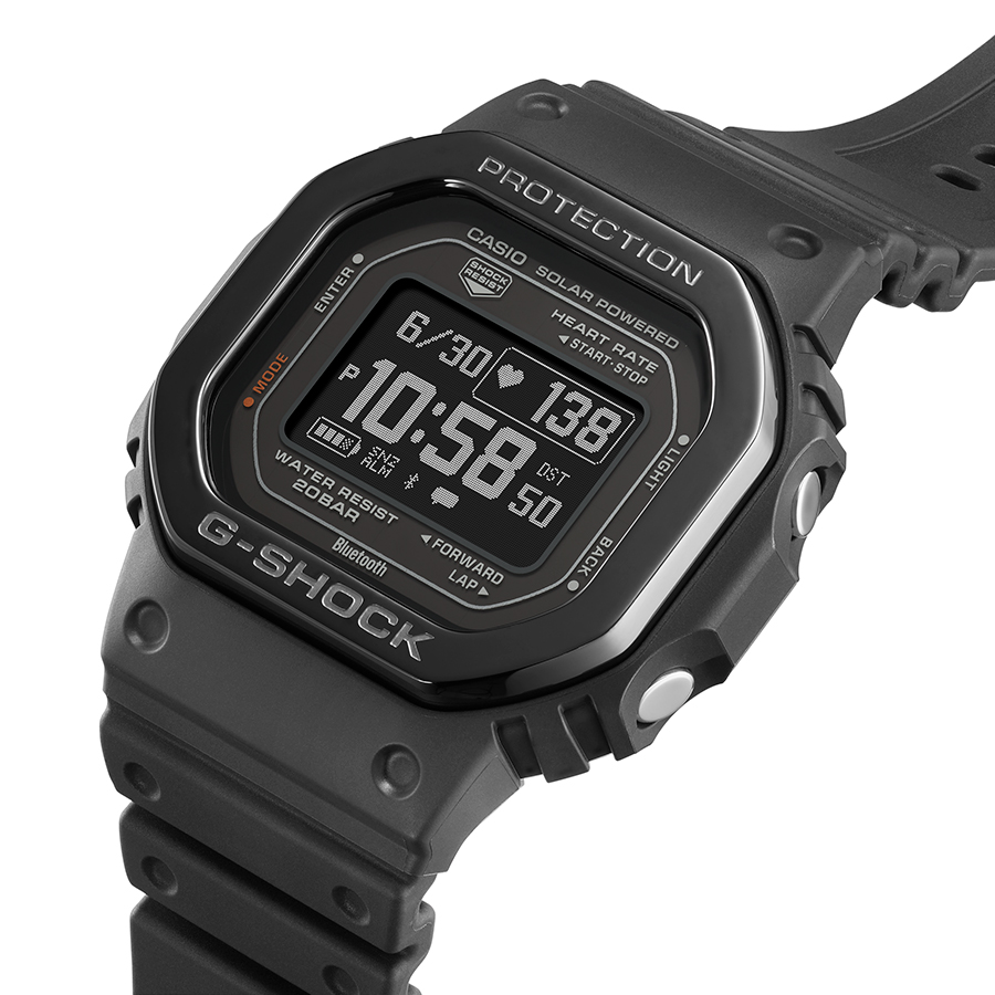 G-SHOCK G-SQUAD 心拍計測 血中酸素レベル計測 DW-H5600MB-1JR メンズ
