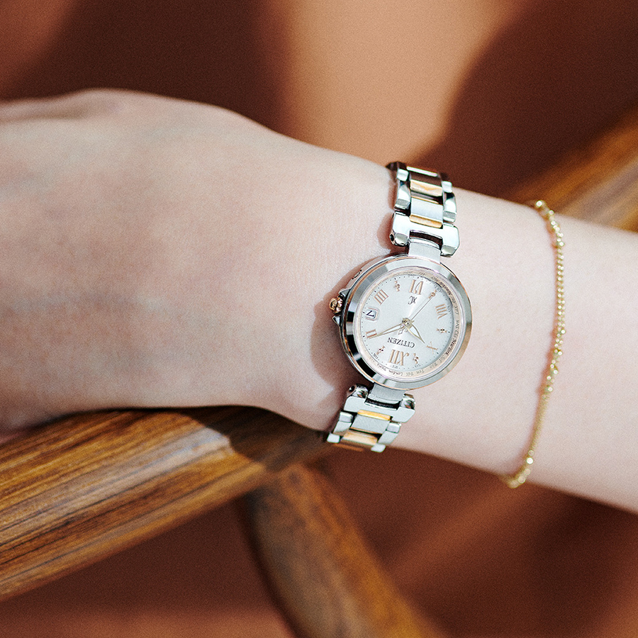 定価6.8万 シチズン クロスシー xC ベーシックコレクション エコ