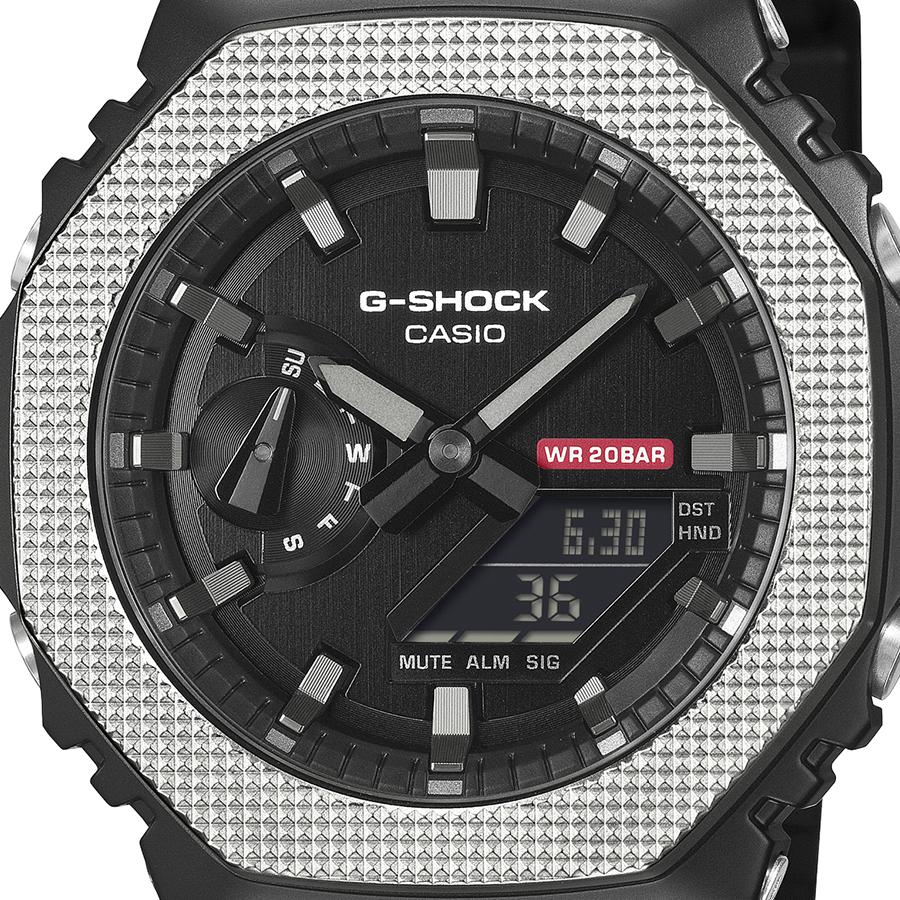 G-SHOCK メタルカバード チェッカリングパターン GM-2100BM-1AJF