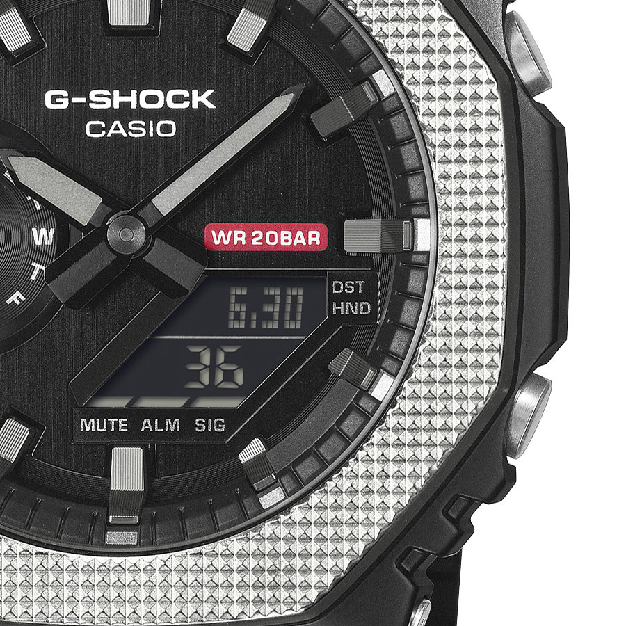 G-SHOCK メタルカバード チェッカリングパターン GM-2100BM-1AJF メンズ 腕時計 電池式 アナデジ オクタゴン 反転液晶 国内正規品 カシオの画像