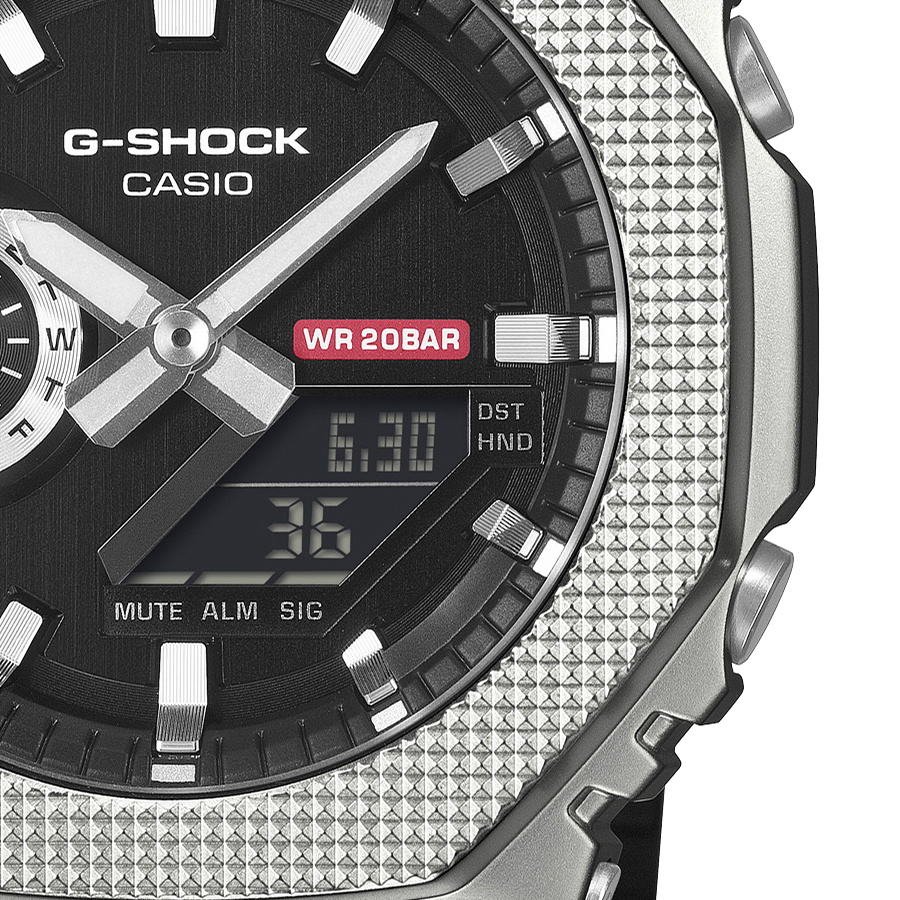 G-SHOCK メタルカバード チェッカリングパターン GM-2100M-1AJF メンズ G-SHOCK メタルカバード チェッカリングパターン GM-2100M-1AJF メンズ