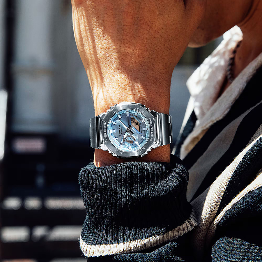 G-SHOCK メタルカバード GM-2110D-2AJF メンズ 腕時計 電池式