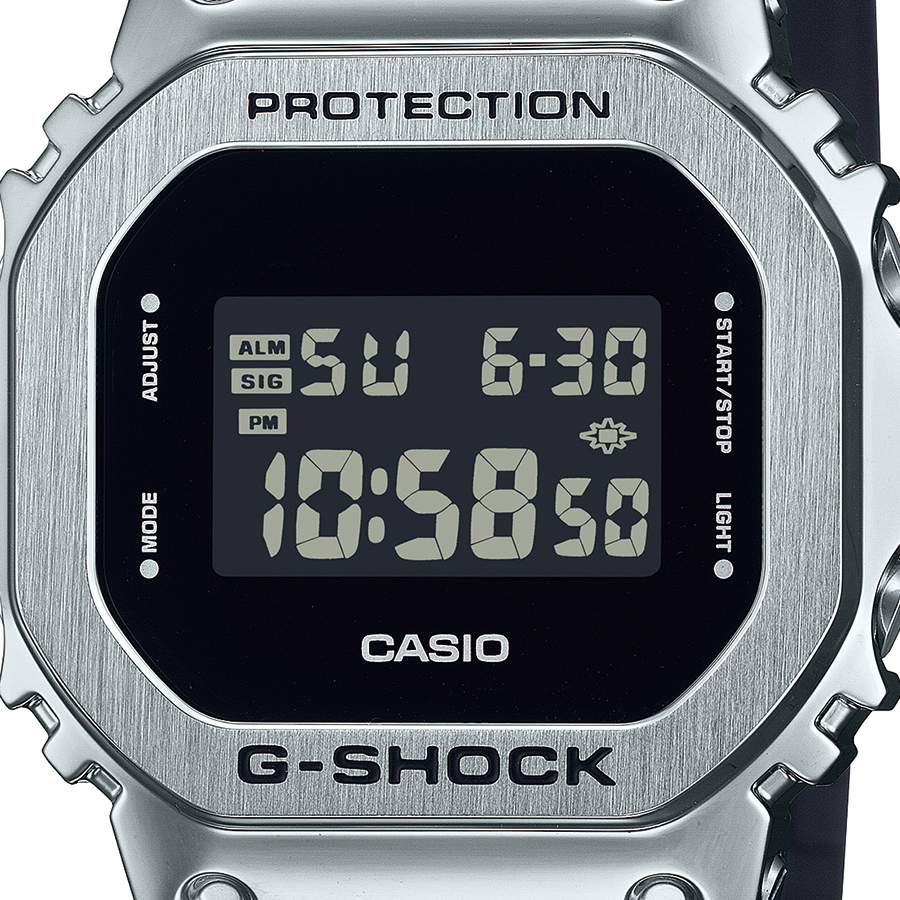 G-SHOCK メタルカバード 5600 GM-5600U-1JF メンズ 腕時計 電池式 デジタル スクエア シルバー 反転液晶 国内正規品 カシオ｜theclockhouse｜03