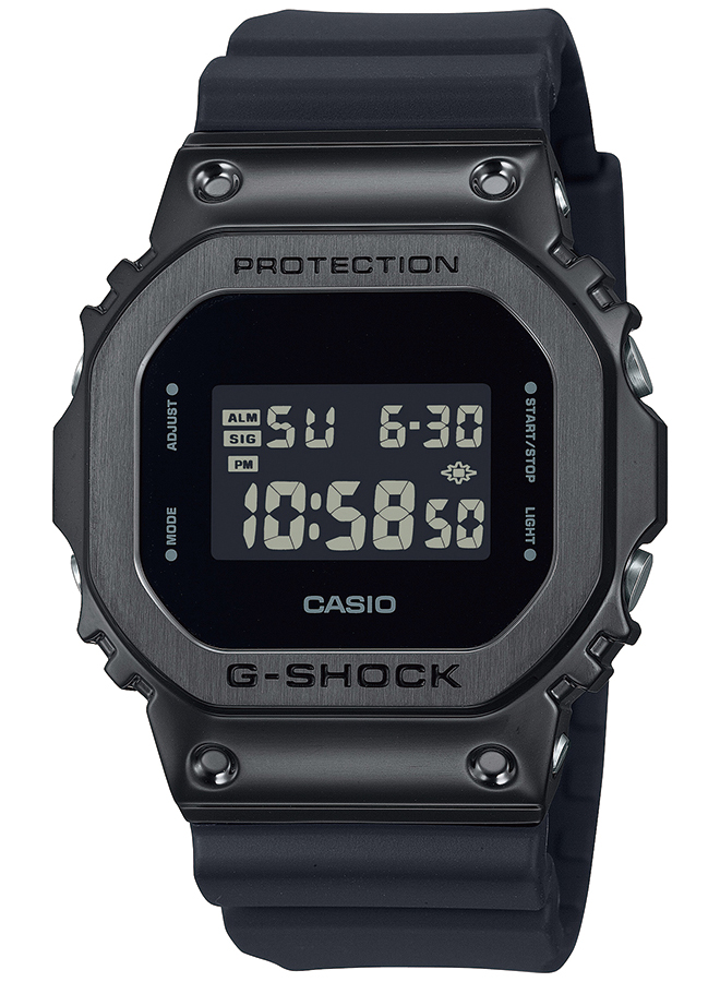 美品 電池新品 G-SHOCK GM-5600 メタルカバード G-SHOCK メタルカバード 5600 GM-5600UB-1JF メンズ 腕時計 電池