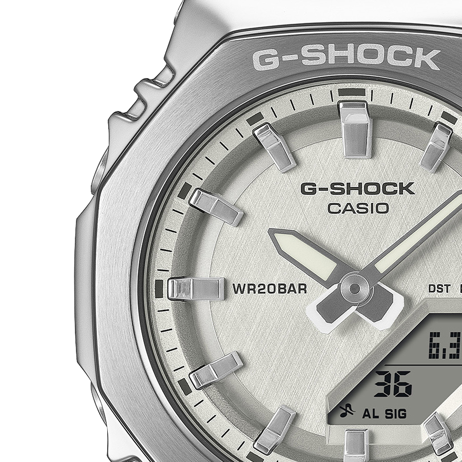 G-SHOCK ミッドサイズ メタルカバード GM-S2110-1A7JF メンズ