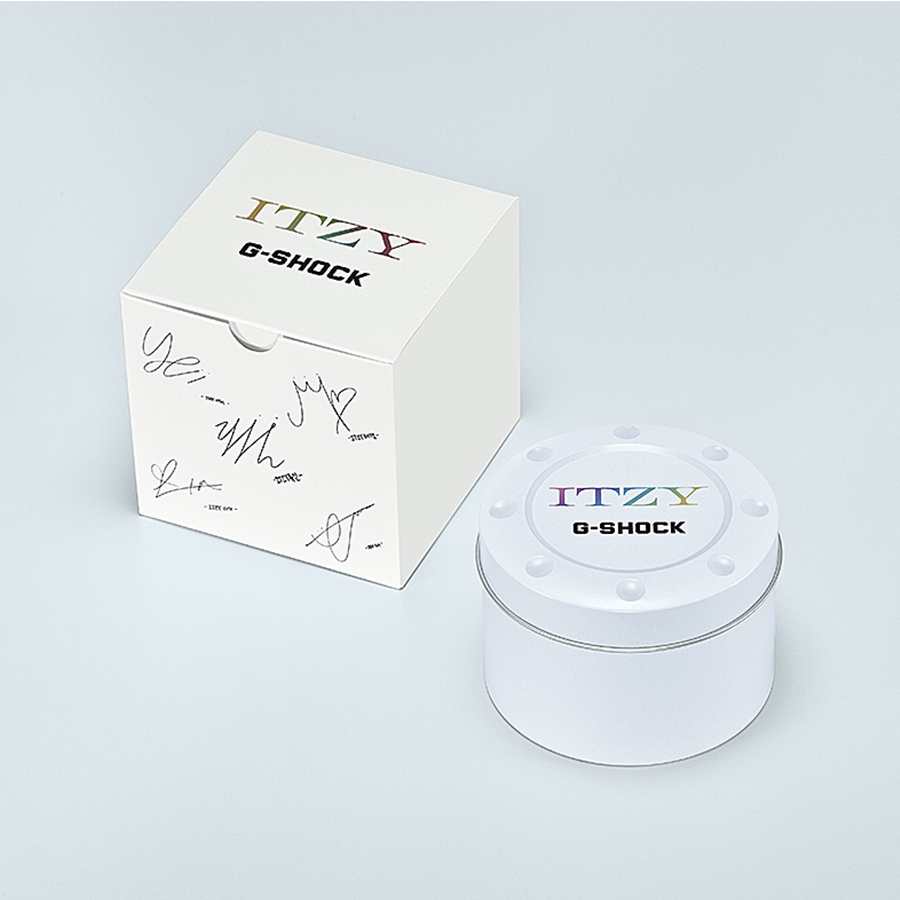 G-SHOCK コンパクトサイズ ITZY コラボレーションモデル GMA