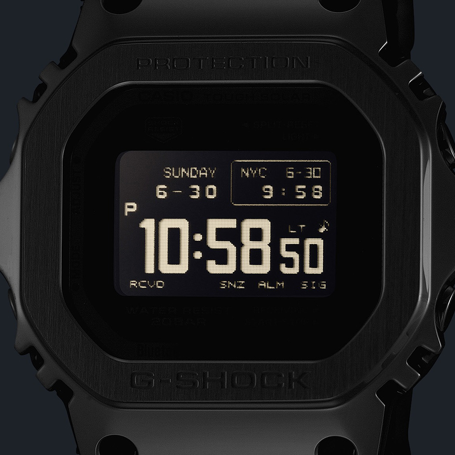 G-SHOCK 11月14日発売 フルメタル MIP液晶モデル シルバー GMW-BZ5000D