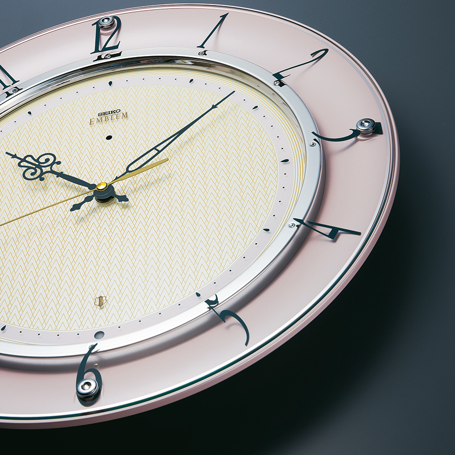 SEIKO EMBLEM 丸型掛時計 ピンク電波時計 掛時計 華やかでありながら
