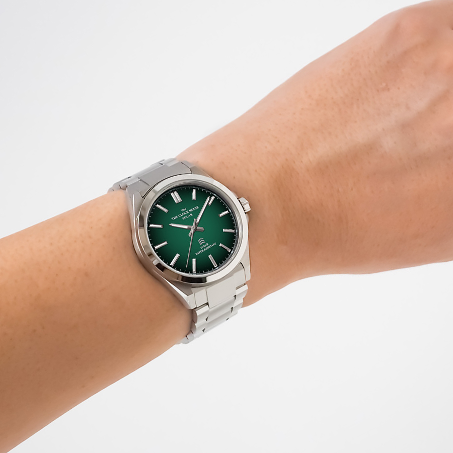 未使用　ニューヨーク　メトロポリタンオペラハウス　腕時計 THE CLOCK HOUSE（ザ・クロックハウス） エッジ ソーラー 3針